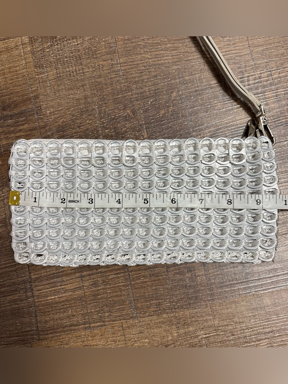 Metallic Silver Pop-Tab Wristlet Clutch - Picture 5 of 6